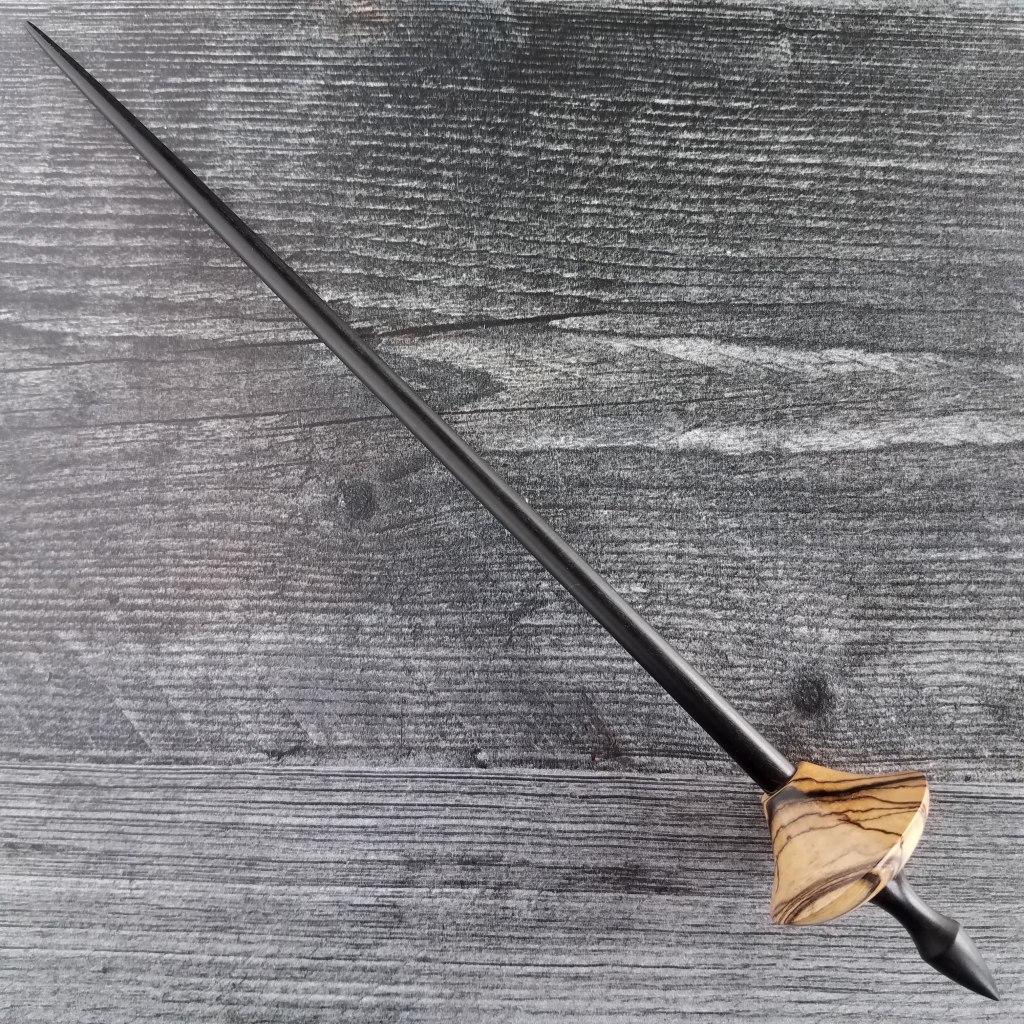 Wobblyboi, a Spanish Peacock Bead Spindle with Good Looks AND Great Personality!